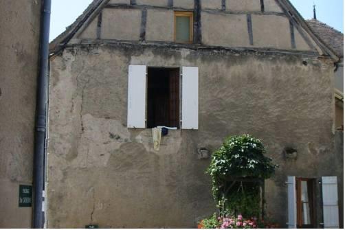 Апартаменты Holiday Home Jalignyfontaine Jaligny Sur Besbre