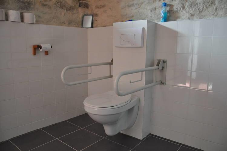 Отель Holiday Home Bouble Montaigutencombraille