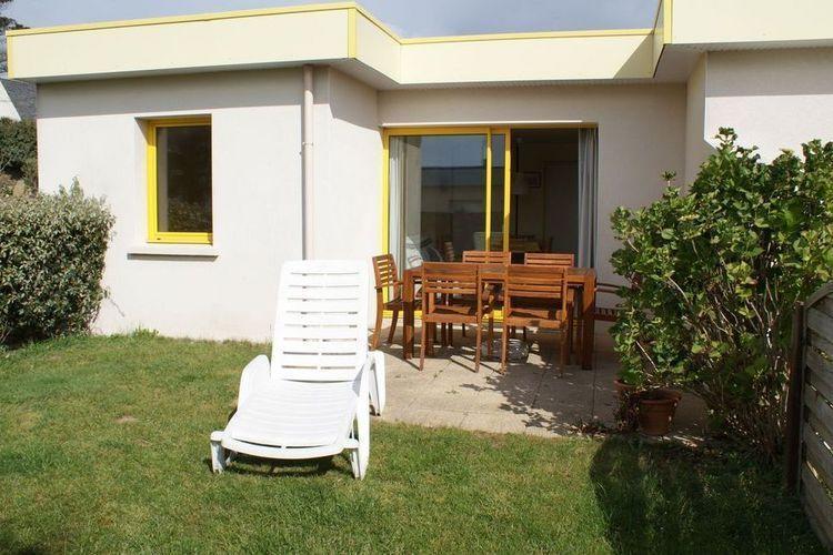 Апартаменты Holiday Home Des Iles Le Conquet II