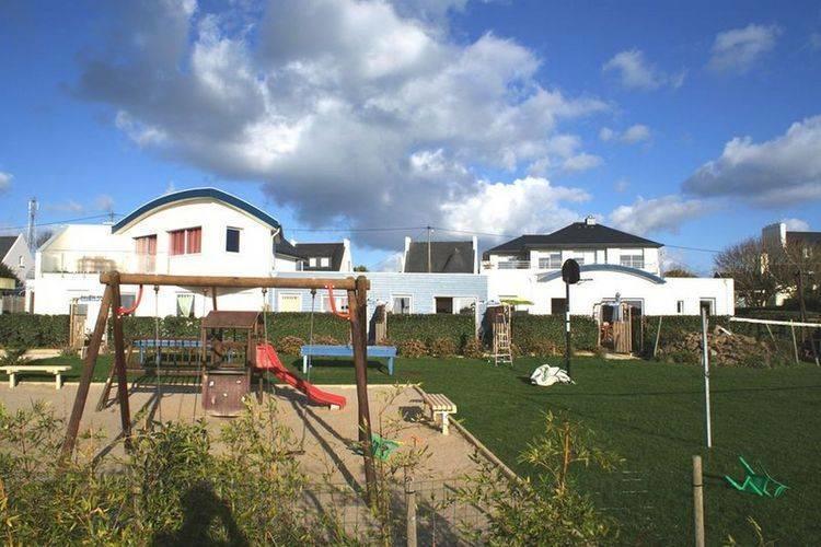 Апартаменты Holiday Home Des Iles Le Conquet III