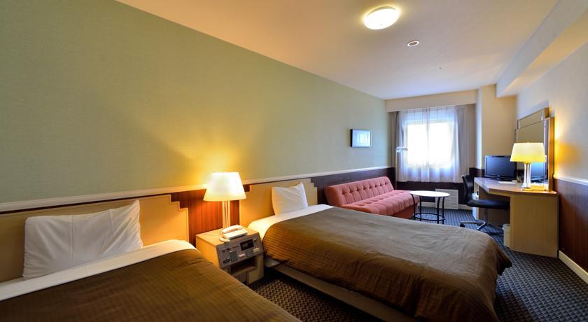 Отель Chiba Washington Hotel