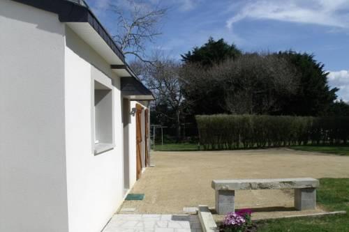 Апартаменты Holiday Home Merenna Beuzec Capsizun