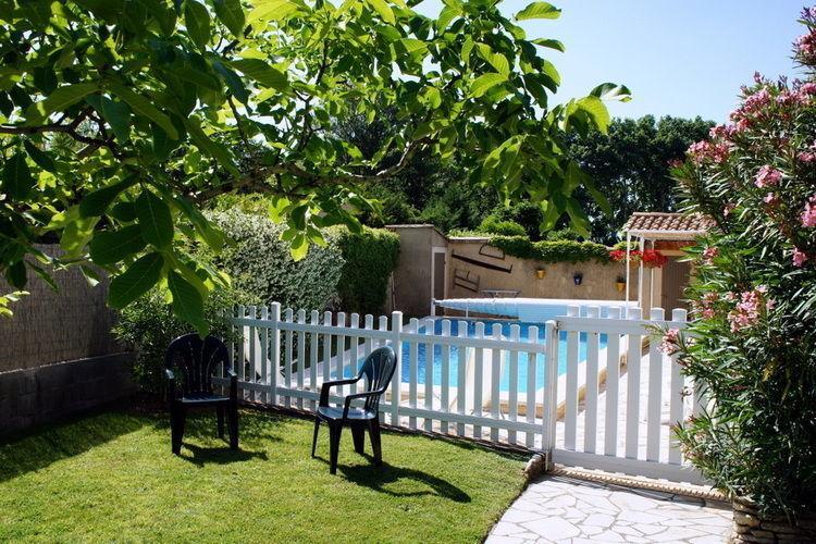 Отель Holiday Home Mandarine Les Taillades