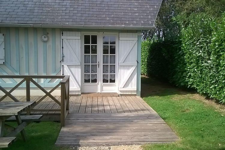 Апартаменты Holiday Home La Cour Vauquelin St. Andre D Hebertot I