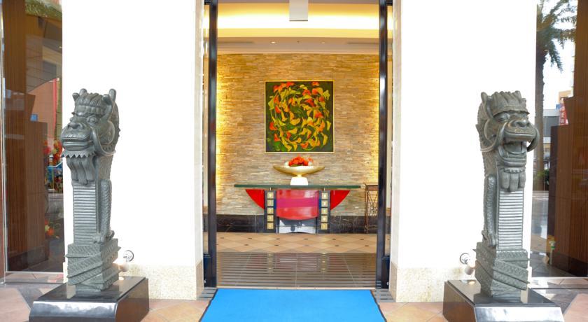 Kariyushi Urban Resort