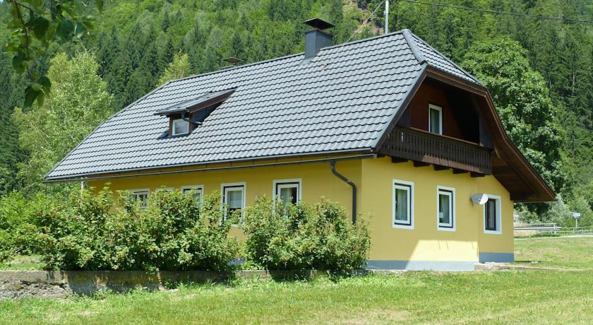 Апартаменты Ferienhaus Strasswirt