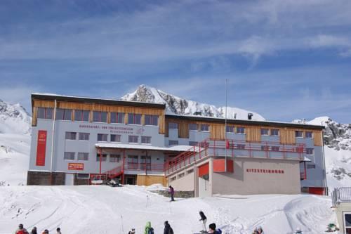 Отель Bundessport- und Freizeitzentrum Kitzsteinhorn