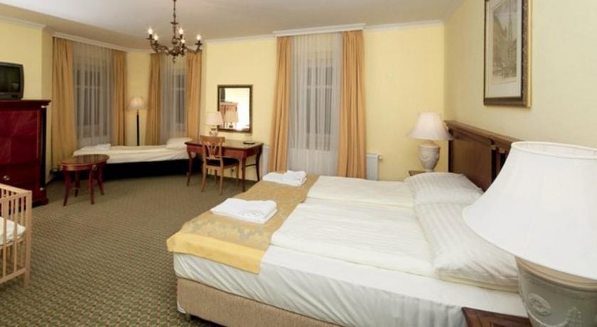 Отель Hotel Villa Huber