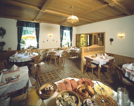Отель Hotel Vöslauerhof