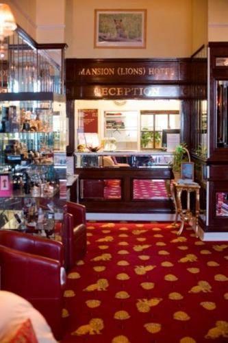 Отель The Mansion Lions Hotel