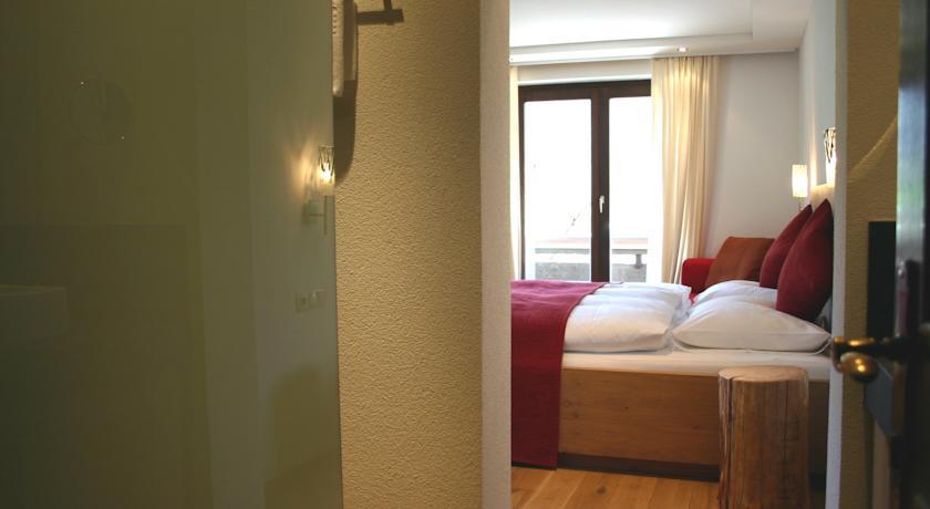Отель Hotel Lucas