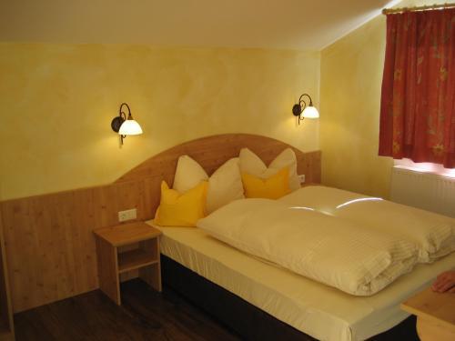 Отель Landhaus Mair