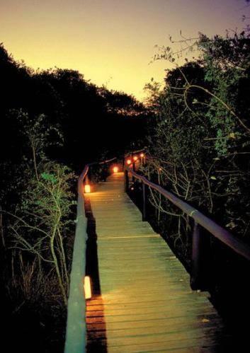 Отель Bushlands Game Lodge