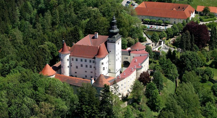 Отель Schlossbrauerei Weinberg - Erste oö. Gasthausbrauerei