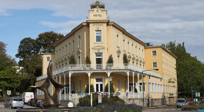 Отель Hotel Stefanie