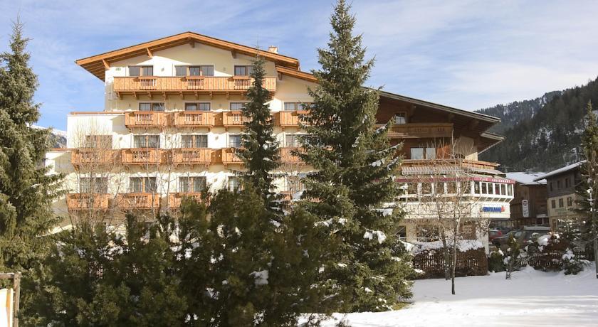 Отель Hotel Sportalm