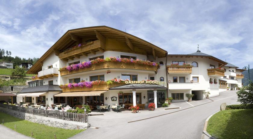 Отель Hotel Hochzillertal