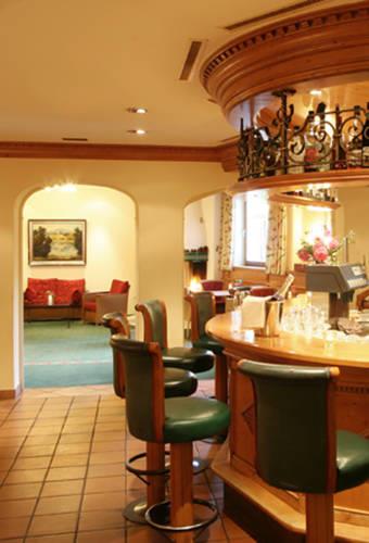 Отель Businesshotel Kramsacher Hof