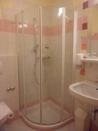 Отель Hotel Austria