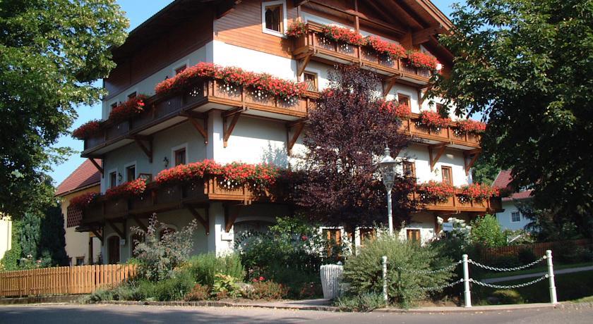 Отель Mörtbauerhof
