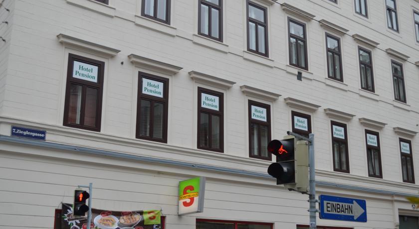 Hotel Pension Walzerstadt