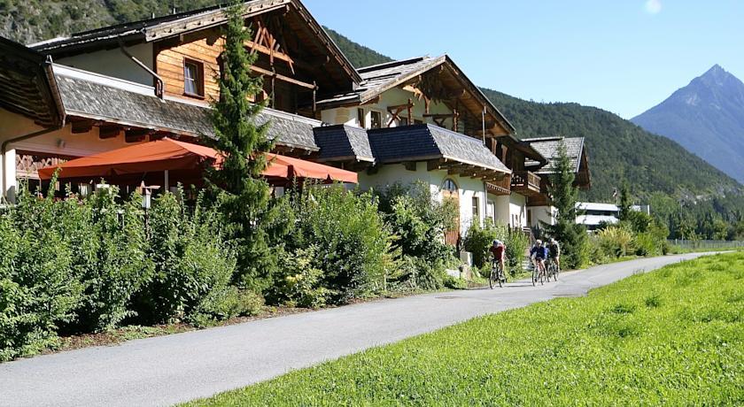 Отель Trofana Tyrol