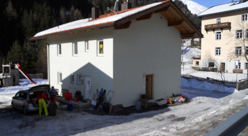 Апартаменты Haus Haueis