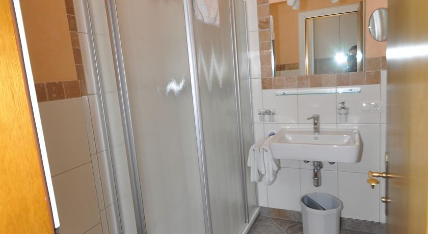 Гостевой дом Hotel Garni Tirol