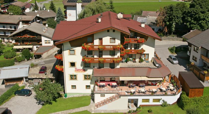 Отель Hotel Theresia