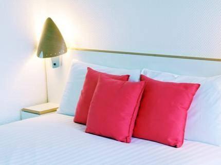 Отель Legacy Plymouth International Hotel