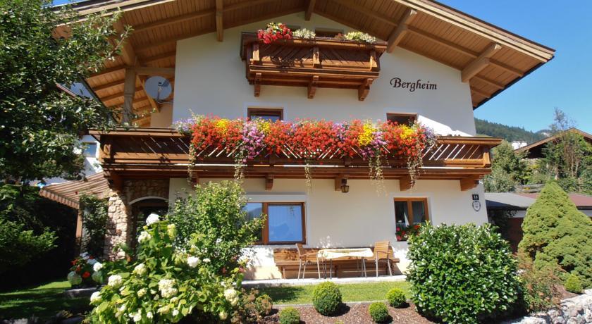 Апартаменты Komfortappartement Bergheim