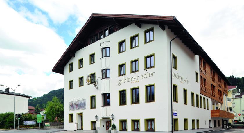 Отель Hotel Goldener Adler Wattens