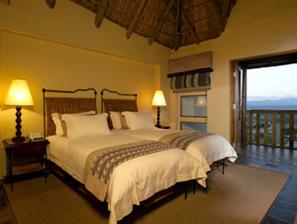 Отель Whalesong Coastal Lodge