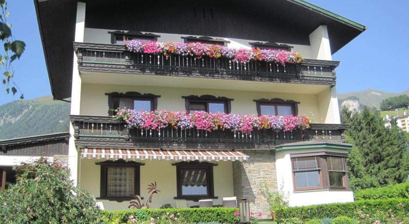Мини-отель Gästehaus Schneeberger