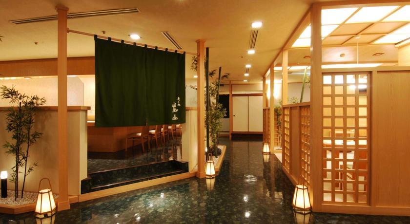 Отель Loisir Hotel Asahikawa