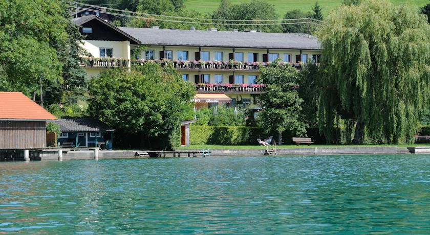 Отель Strandhotel