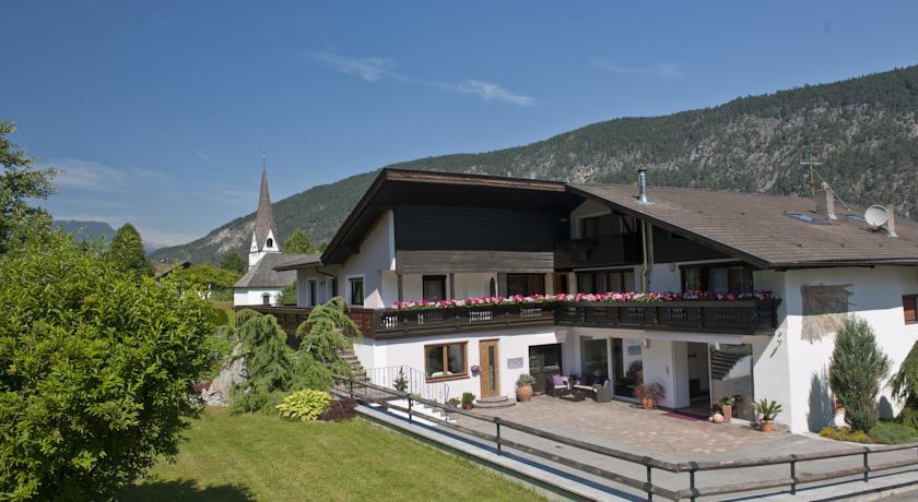 Отель Hotel Thaler