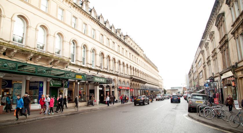 Хостел Homestay Bristol