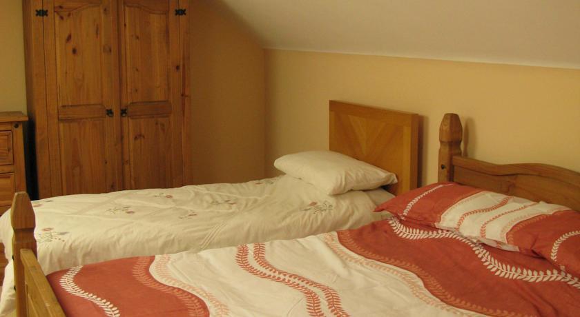 Мини-отель Causeway B&B
