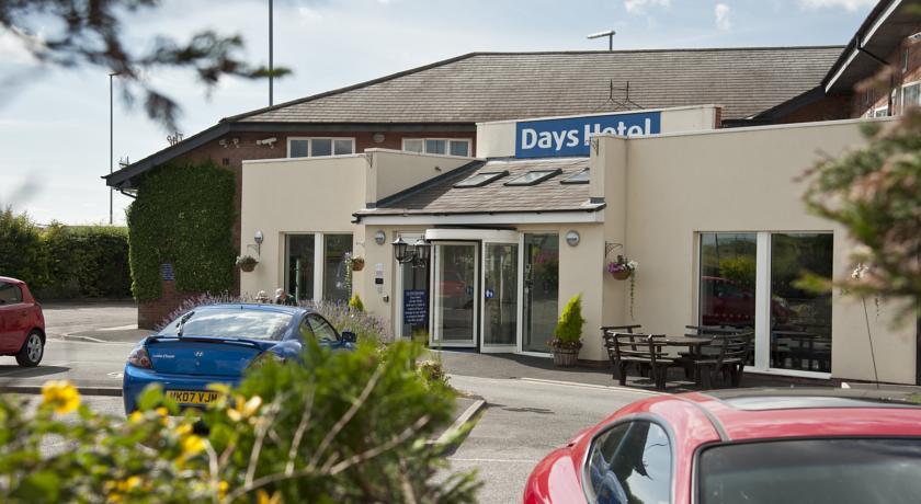 Отель Days Hotel Chester North
