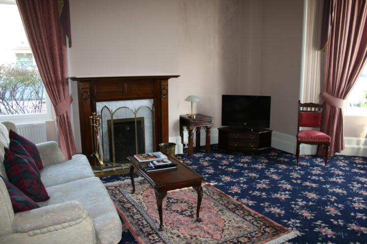 Гостевой дом Rosehall Guest House