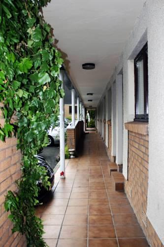 Отель Richmond Park Hotel