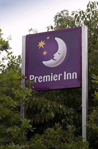 Отель Premier Inn Dundee East