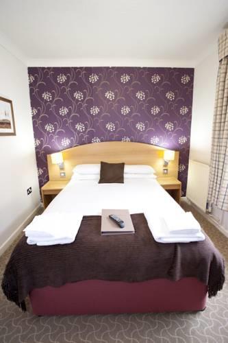 Отель Avon Causeway Hotel