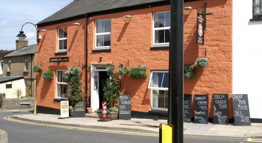 Отель The Tavistock Arms Hotel