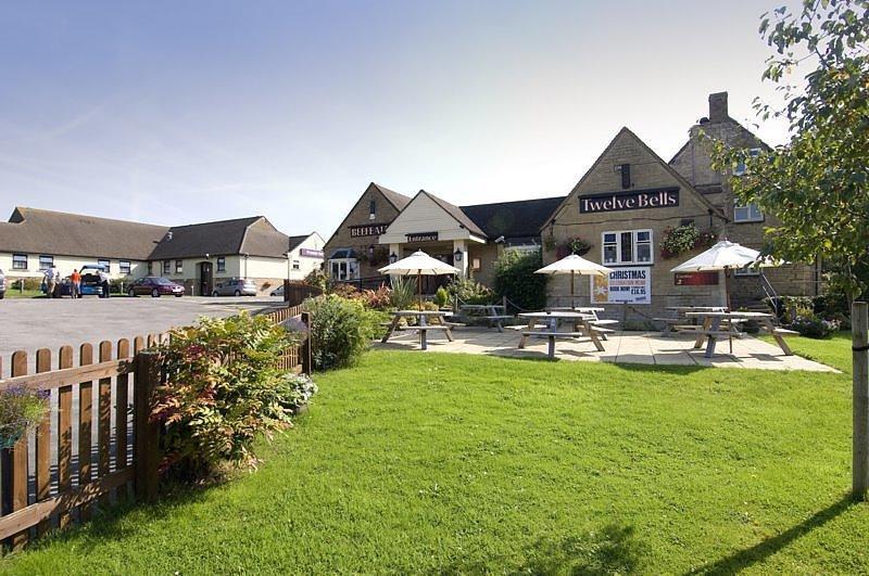 Отель Premier Inn Gloucester (Little Witcombe)