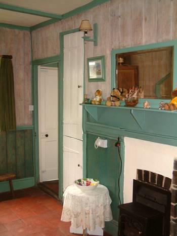 Апартаменты The Tin House