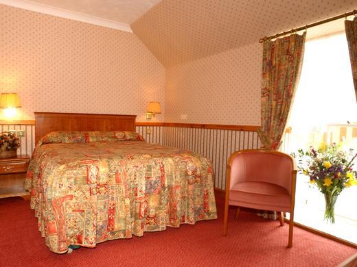 Отель Harviestoun Country Hotel