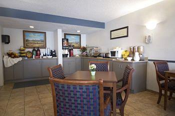 Отель Best Western Plus Quail Hollow Inn