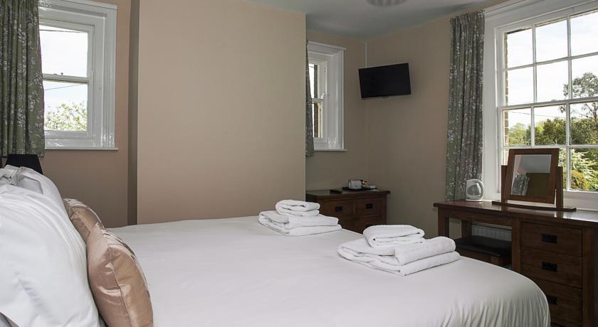 Отель The Black Dog Inn